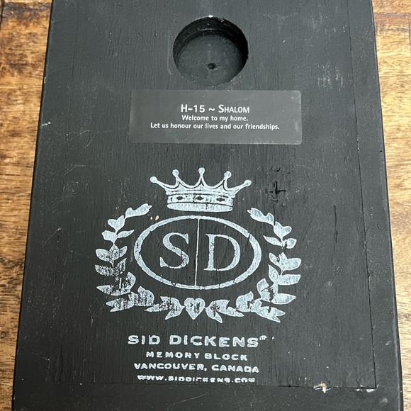 Sid Dickens retired and signed Shalom Faith Collection - Picture 2 of 7